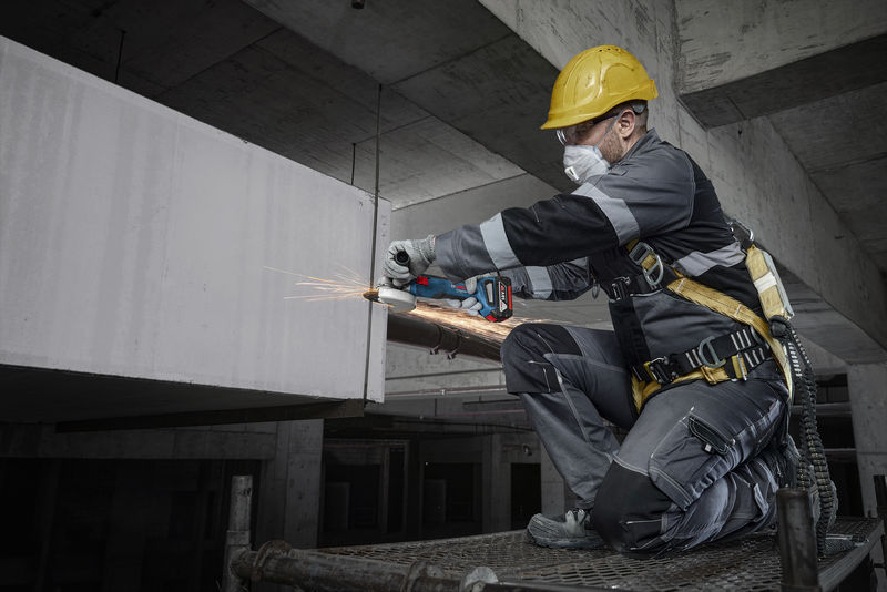 BOSCH Akku-Winkelschleifer GWS 18V-8, L-BOXX 136 BOSCH Akku-Winkelschleifer GWS 18V-8, L-BOXX 136