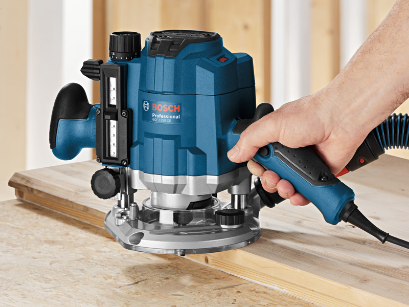 BOSCH Oberfräse GOF 1250 CE BOSCH Oberfräse GOF 1250 CE