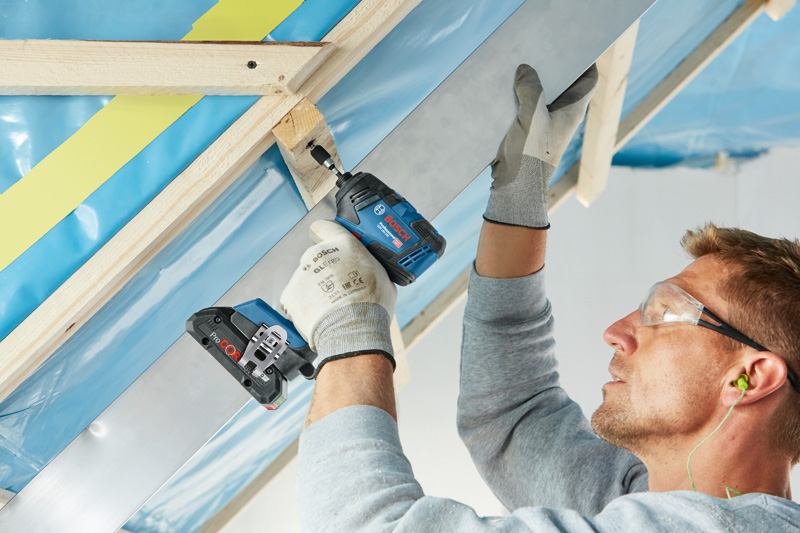 BOSCH Akku-Drehschlagschrauber GDR 18V-200 in L-BOXX BOSCH Akku-Drehschlagschrauber GDR 18V-200 in L-BOXX