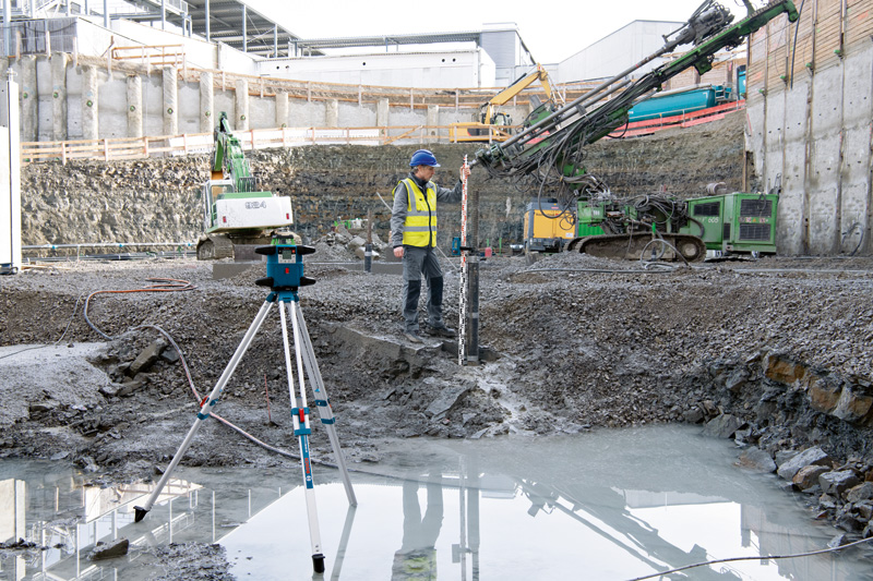 BOSCH Rotationslaser GRL 650 CHVG mit Baustativ BT 300 HD BOSCH Rotationslaser GRL 650 CHVG mit Baustativ BT 300 HD