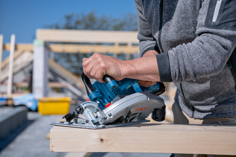 BOSCH Akku-Handkreissäge GKS 18V-70 L im Karton BOSCH Akku-Handkreissäge GKS 18V-70 L im Karton