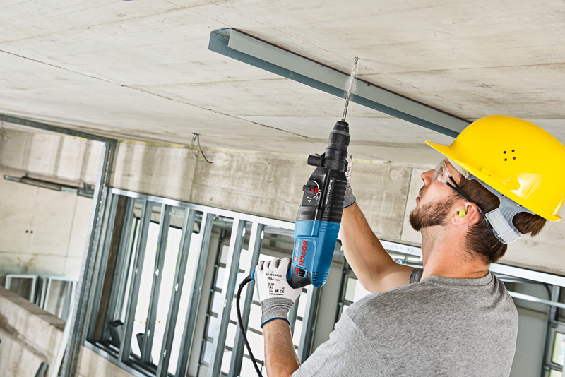 BOSCH Bohrhammer mit SDS plus GBH 2-26 F, Handwerkerkoffer BOSCH Bohrhammer mit SDS plus GBH 2-26 F, Handwerkerkoffer