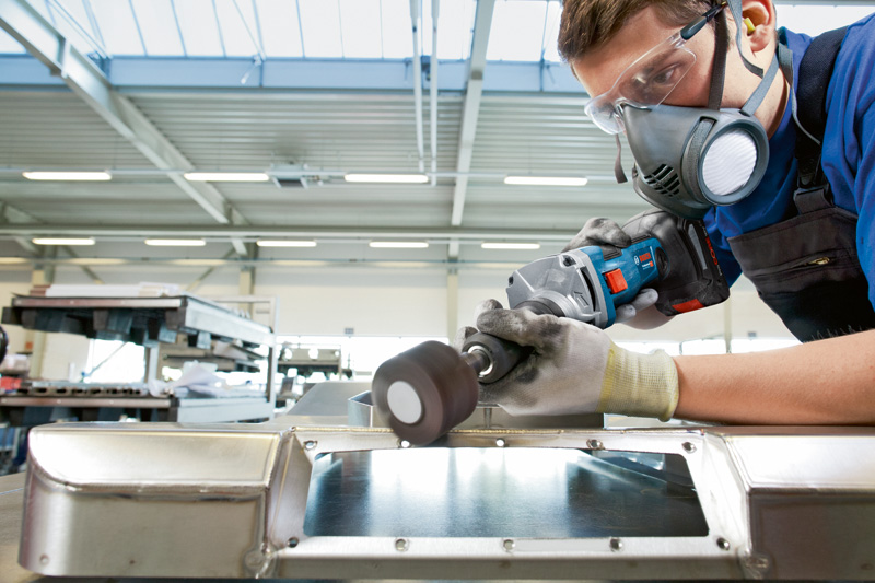 BOSCH Akku-Geradschleifer GGS 18V-10 SLC mit L-BOXX BOSCH Akku-Geradschleifer GGS 18V-10 SLC mit L-BOXX