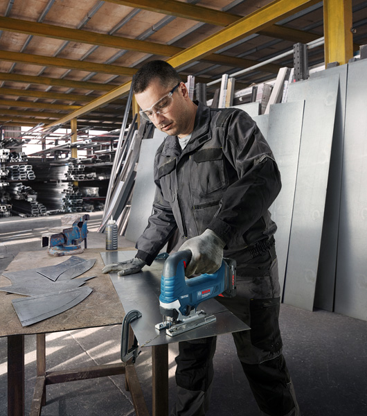 BOSCH Akku-Stichsäge GST 18V-125 B, L-BOXX 136 BOSCH Akku-Stichsäge GST 18V-125 B, L-BOXX 136