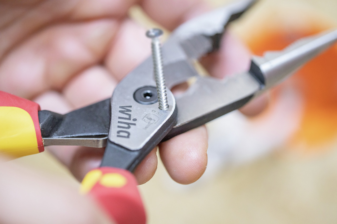 WIHA Multifunktionszange 8in1 Industrial electric mit ein- und ausschaltbarer Öffnungsfeder WIHA Multifunktionszange 8in1 Industrial electric mit ein- und ausschaltbarer Öffnungsfeder