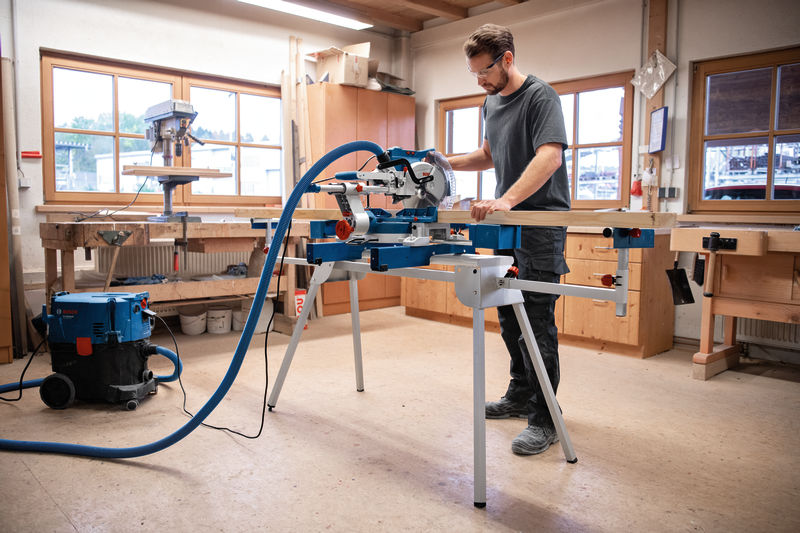 BOSCH Kapp- und Gehrungssäge GCM 305-254 D BOSCH Kapp- und Gehrungssäge GCM 305-254 D