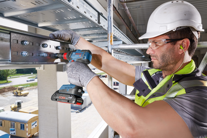 BOSCH Akku-Drehschlagschrauber GDX 18V-200 Solo in L-BOXX BOSCH Akku-Drehschlagschrauber GDX 18V-200 Solo in L-BOXX