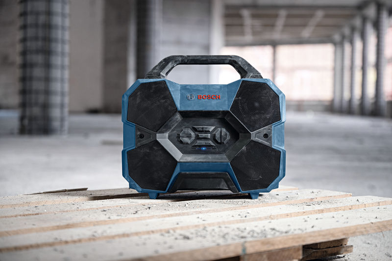 BOSCH Bluetooth-Lautsprecher GPB 18V-6 C BOSCH Bluetooth-Lautsprecher GPB 18V-6 C