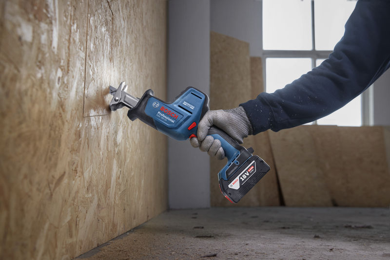 BOSCH Säbelsäge GSA 18V-24, Leiterclip in L-BOXX BOSCH Säbelsäge GSA 18V-24, Leiterclip in L-BOXX