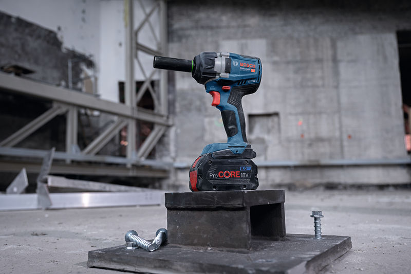 BOSCH Akku-Drehschlagschrauber GDS 18V-750 C BOSCH Akku-Drehschlagschrauber GDS 18V-750 C