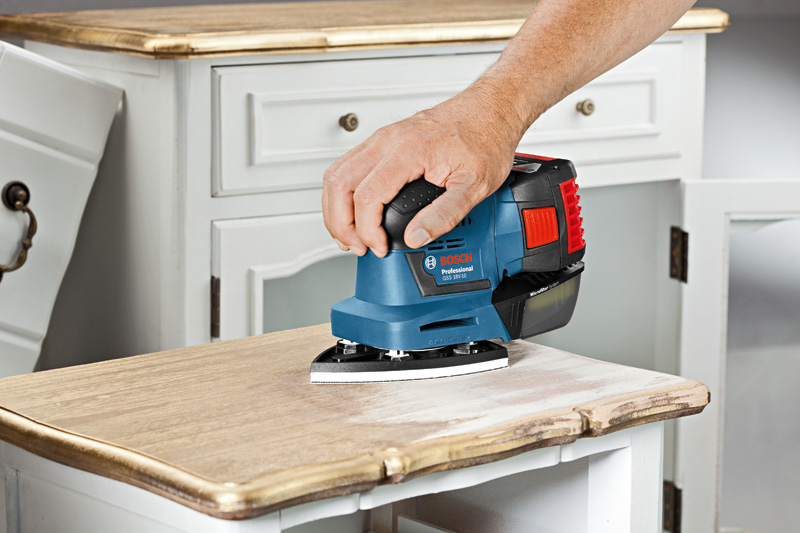 BOSCH Professional 18V System Akku-Schwingschleifer GSS 18V-10 in L-BOXX BOSCH Professional 18V System Akku-Schwingschleifer GSS 18V-10 in L-BOXX