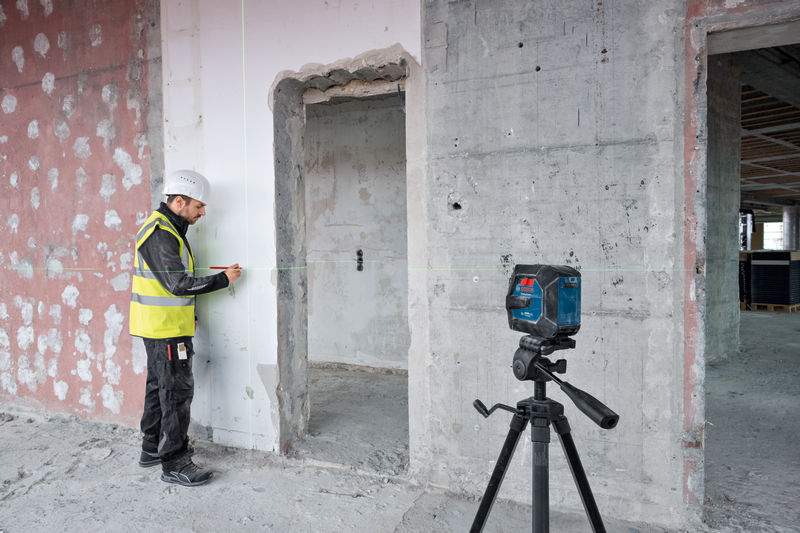 BOSCH Linienlaser GLL 20-22 G, BA 3.7V 3.0Ah XL + USB-C®-Kabel im Handwerkerkoffer BOSCH Linienlaser GLL 20-22 G, BA 3.7V 3.0Ah XL + USB-C®-Kabel im Handwerkerkoffer