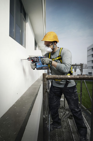 BOSCH Akku-Bohrhammer mit ONECHUCK GBH 18V-22 X, 2 x Akku GBA 18V 4.0Ah in L-BOXX 136 BOSCH Akku-Bohrhammer mit ONECHUCK GBH 18V-22 X, 2 x Akku GBA 18V 4.0Ah in L-BOXX 136