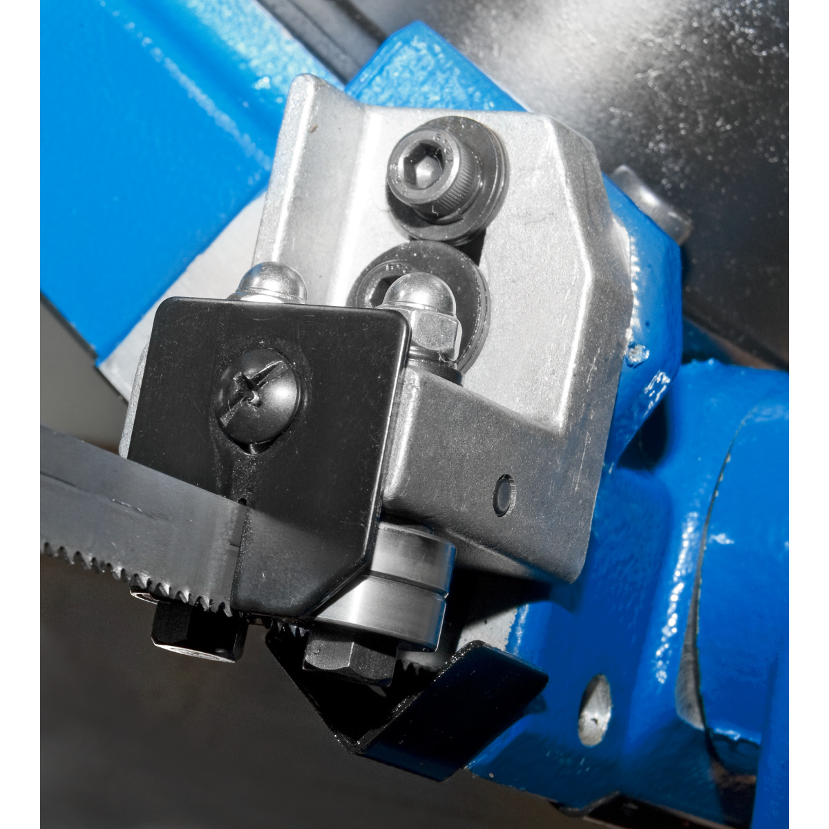 METALLKRAFT Laufruhige Metallbandsäge für Gehrungsschnitte bis 60° MBS 125 Aktions-Set METALLKRAFT Laufruhige Metallbandsäge für Gehrungsschnitte bis 60° MBS 125 Aktions-Set