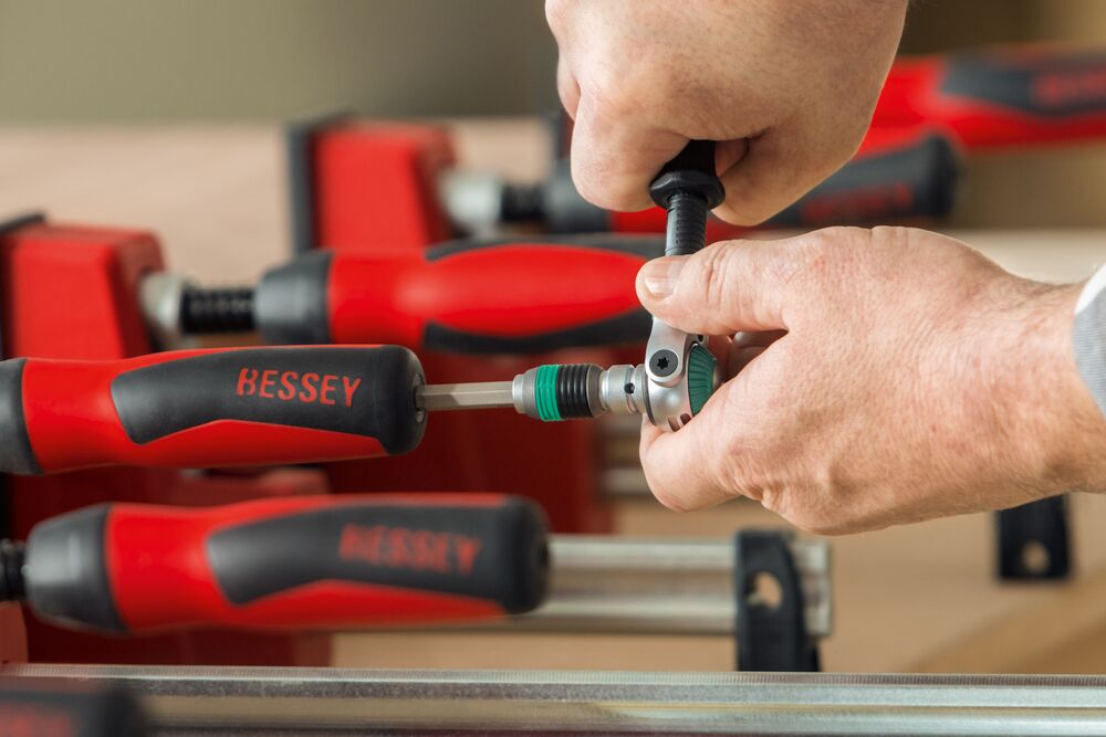 BESSEY Vario-Korpuszwinge REVO KREV200-2K BESSEY Vario-Korpuszwinge REVO KREV200-2K