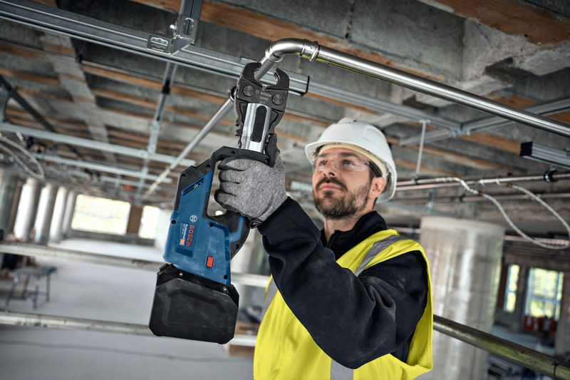 BOSCH Akku-Presswerkzeug GPT 18V-19, L-BOXX 238, Kit TH BOSCH Akku-Presswerkzeug GPT 18V-19, L-BOXX 238, Kit TH