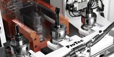 GANNOMAT Bearbeitungszentrum Typ "PROTEC 571" mit Fräsaggregat Profit HSK63F mit 3-fach Magazin (Bohren, Nuten, Fräsen) GANNOMAT Bearbeitungszentrum Typ "PROTEC 571" mit Fräsaggregat Profit HSK63F mit 3-fach Magazin (Bohren, Nuten, Fräsen)
