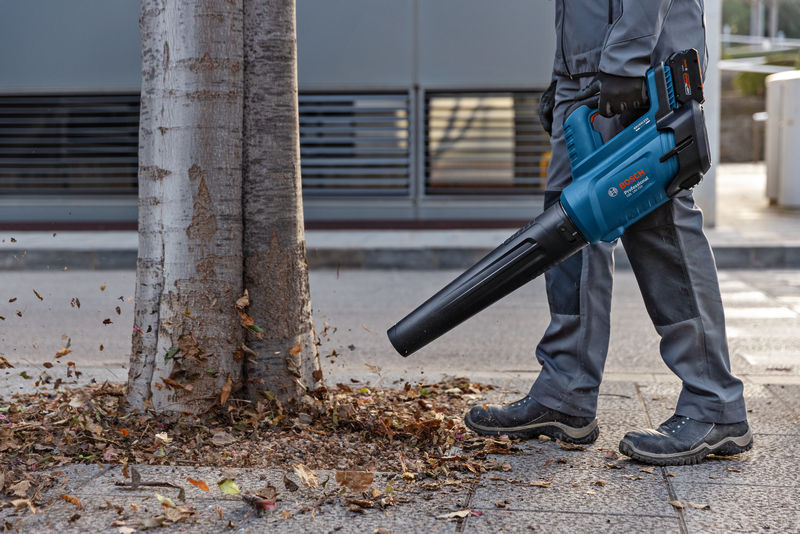 BOSCH Akku-Laubbläser GBL 18V-750 BOSCH Akku-Laubbläser GBL 18V-750