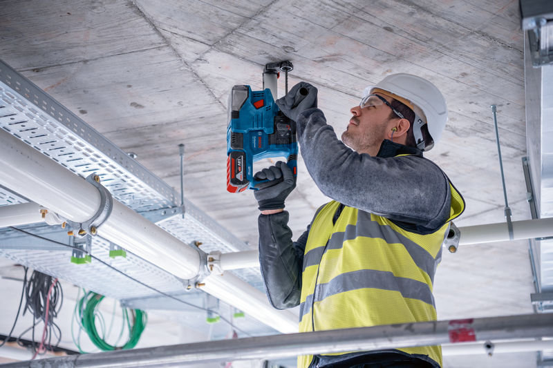 BOSCH Akku-Bohrhammer mit SDS plus GBH 18V-22, L-BOXX BOSCH Akku-Bohrhammer mit SDS plus GBH 18V-22, L-BOXX