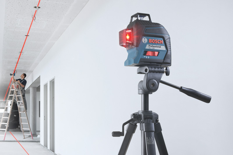 BOSCH Linienlaser GLL 3-80 im Handwerkerkoffer BOSCH Linienlaser GLL 3-80 im Handwerkerkoffer