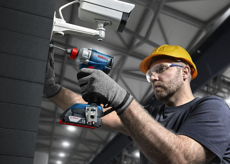 BOSCH Akku-Drehschlagschrauber GDX 18V-285, L-BOXX 136 BOSCH Akku-Drehschlagschrauber GDX 18V-285, L-BOXX 136