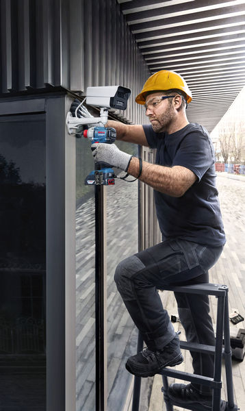 BOSCH Akku-Drehschlagschrauber GDX 18V-285, L-BOXX 136 BOSCH Akku-Drehschlagschrauber GDX 18V-285, L-BOXX 136