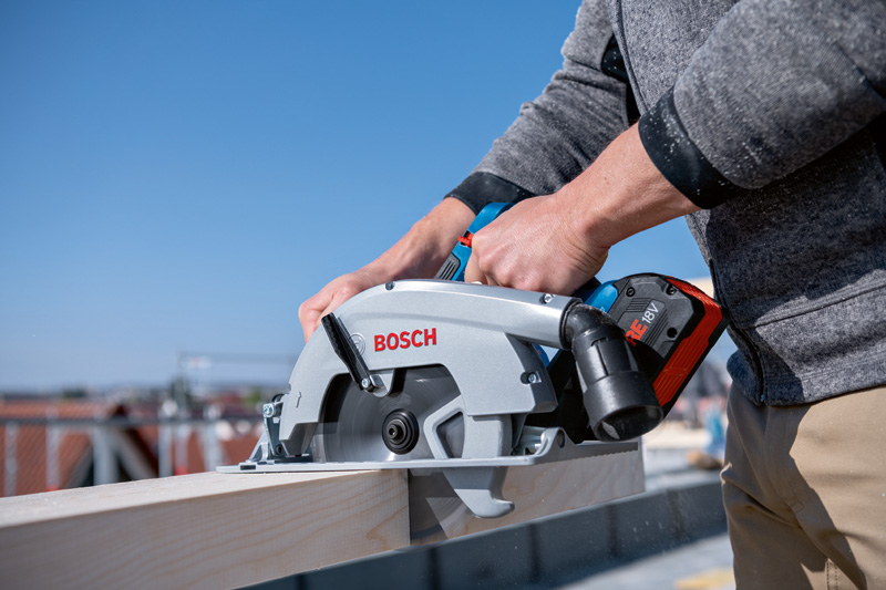 BOSCH Akku-Handkreissäge GKS 18V-70 L im Karton BOSCH Akku-Handkreissäge GKS 18V-70 L im Karton