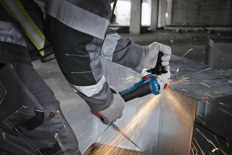 BOSCH Akku-Winkelschleifer GWS 18V-8, L-BOXX 136 BOSCH Akku-Winkelschleifer GWS 18V-8, L-BOXX 136