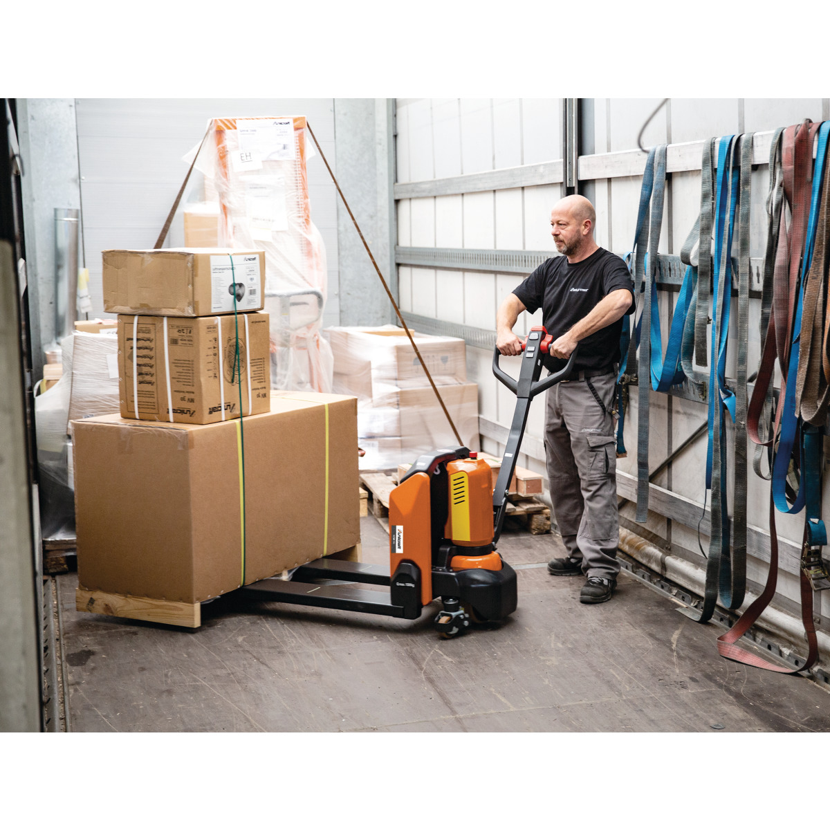 UNICRAFT Elektrischer Gabelhubwagen EHW 12