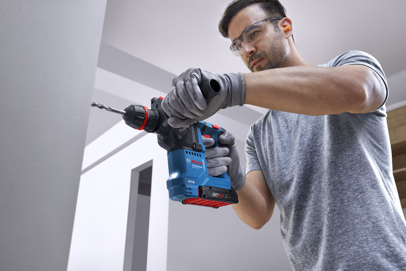 BOSCH Akku-Bohrhammer mit ONECHUCK GBH 18V-18 X BOSCH Akku-Bohrhammer mit ONECHUCK GBH 18V-18 X