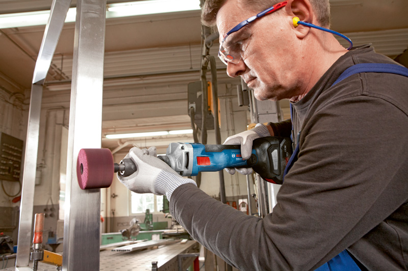 BOSCH Akku-Geradschleifer GGS 18V-10 SLC mit L-BOXX BOSCH Akku-Geradschleifer GGS 18V-10 SLC mit L-BOXX