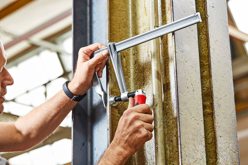 BESSEY Ganzstahl-Schraubzwinge GZ mit Klappgriff BESSEY Ganzstahl-Schraubzwinge GZ mit Klappgriff