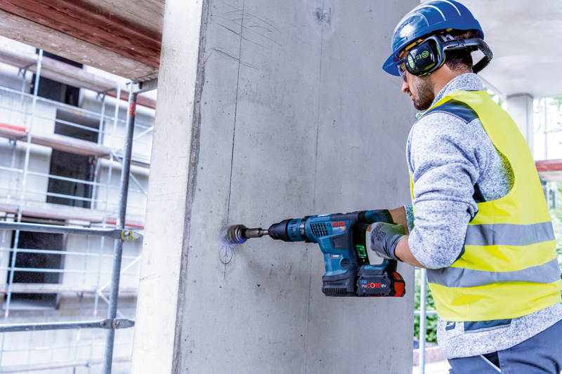 BOSCH Akku-Bohrhammer BITURBO mit SDS max GBH 18V-36 C, 2 x Akku ProCORE18V 8.0Ah BOSCH Akku-Bohrhammer BITURBO mit SDS max GBH 18V-36 C, 2 x Akku ProCORE18V 8.0Ah