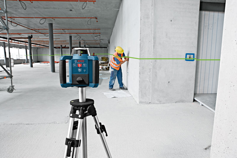 BOSCH Rotationslaser GRL 300 HVG mit Baustativ BT 300 HD u. Messstab GR 240 BOSCH Rotationslaser GRL 300 HVG mit Baustativ BT 300 HD u. Messstab GR 240