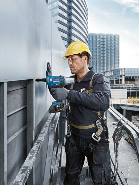 BOSCH Akku-Nietpistole GRG 18V-16 C: 2 Akkus ProCORE18V 4,0Ah, L-BOXX BOSCH Akku-Nietpistole GRG 18V-16 C: 2 Akkus ProCORE18V 4,0Ah, L-BOXX