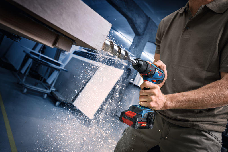 BOSCH EXPERT Akku-Bohrschrauber EXSR18V-90FC, L-BOXX 136