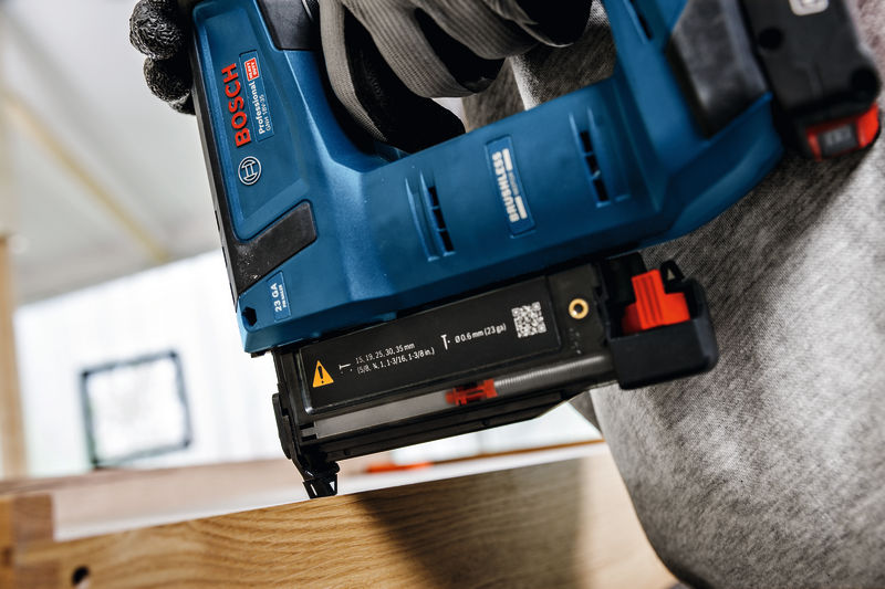 BOSCH Akku-Holznagler GNH 18V-35 BOSCH Akku-Holznagler GNH 18V-35