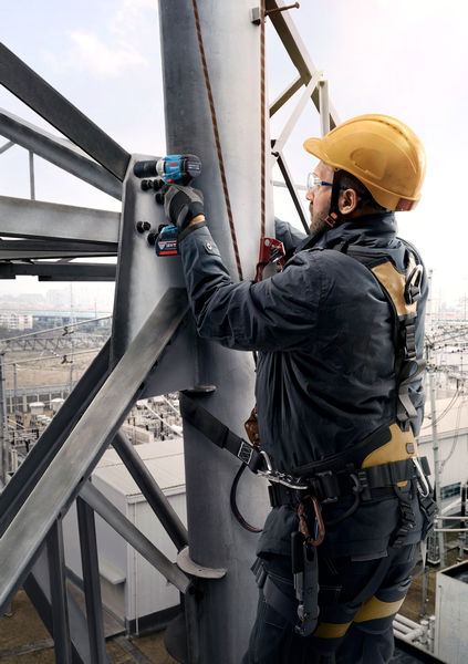 BOSCH GDS 18V-350 inkl. 2x Akku 18V 4.0Ah und Schnellladegerät GAL 18V-40 BOSCH GDS 18V-350 inkl. 2x Akku 18V 4.0Ah und Schnellladegerät GAL 18V-40