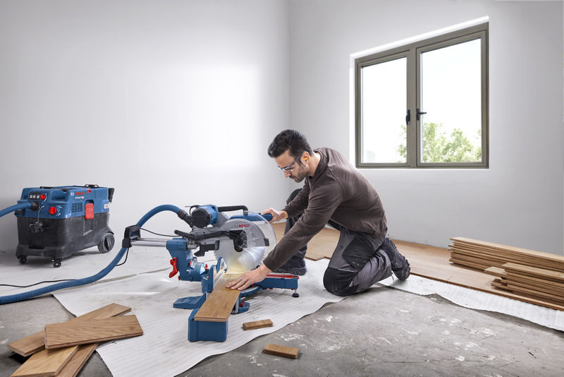 BOSCH Kapp- und Gehrungssäge GCM 340-305 D BOSCH Kapp- und Gehrungssäge GCM 340-305 D