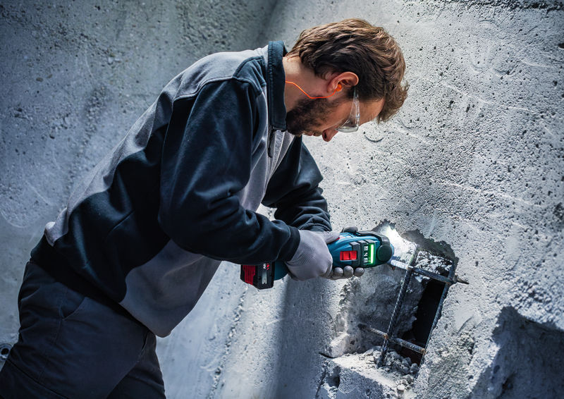 BOSCH EXPERT Akku-Multi-Cutter EXOP18V-40, L-BOXX 136 BOSCH EXPERT Akku-Multi-Cutter EXOP18V-40, L-BOXX 136