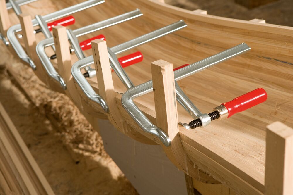 BESSEY Ganzstahl-Schraubzwinge GZ30 mit bewährtem Holzgriff