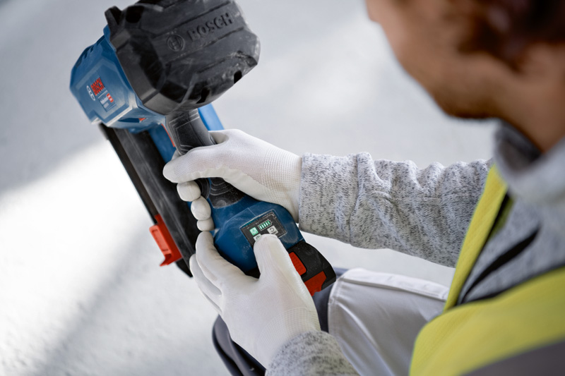 BOSCH Akku-Betonnagler GNB 18V-38, 2 x Akku ProCORE18V 4.0Ah, XL-BOXX BOSCH Akku-Betonnagler GNB 18V-38, 2 x Akku ProCORE18V 4.0Ah, XL-BOXX