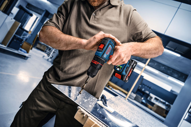 BOSCH EXPERT Akku-Bohrschrauber EXSR18V-90FC, L-BOXX 136