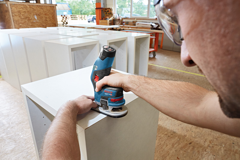 BOSCH Akku-Kantenfräse GKF 12V-8, Solo Version, L-BOXX BOSCH Akku-Kantenfräse GKF 12V-8, Solo Version, L-BOXX