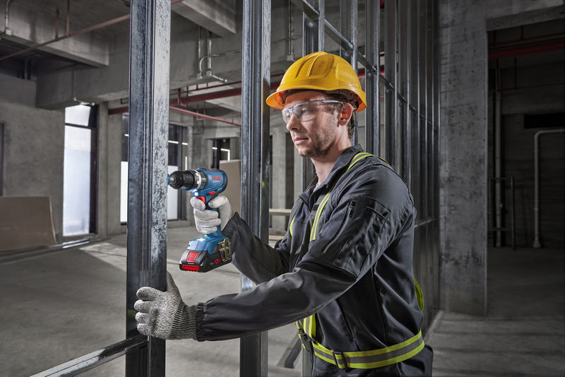 BOSCH Akku-Schlagbohrschauber GSB 18V-65, 2 x Akku GBA 18V 5.0Ah, L-BOXX136N BOSCH Akku-Schlagbohrschauber GSB 18V-65, 2 x Akku GBA 18V 5.0Ah, L-BOXX136N