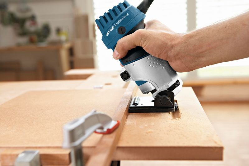 BOSCH Kantenfräse GKF-600 BOSCH Kantenfräse GKF-600