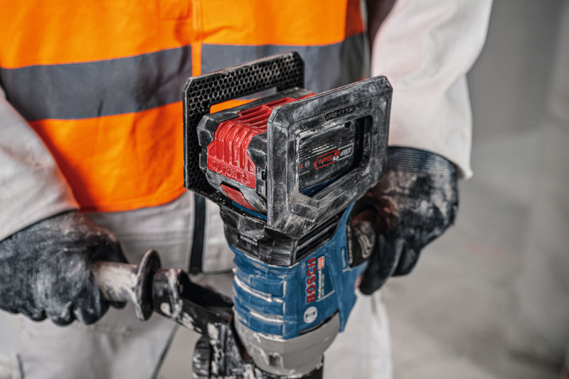 BOSCH Akku-Rührwerk GRW 18V-120 BOSCH Akku-Rührwerk GRW 18V-120