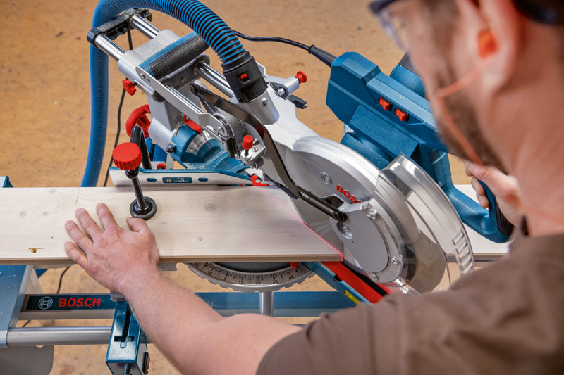 BOSCH Kapp- und Gehrungssäge GCM 305-254 D BOSCH Kapp- und Gehrungssäge GCM 305-254 D