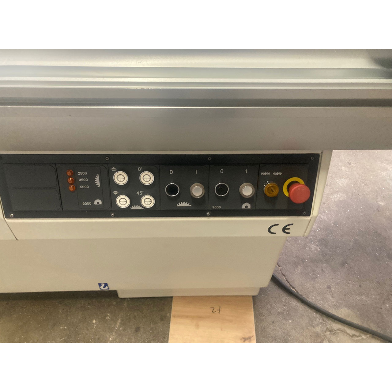 SCM Formatkreissäge SI 450 E SCM Formatkreissäge SI 450 E