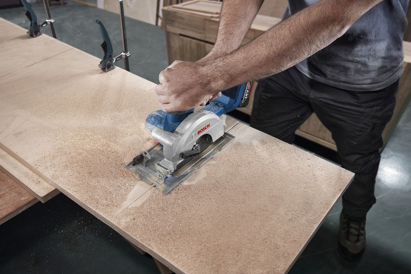 BOSCH Akku-Handkreissäge GKS 18V-51 im Karton BOSCH Akku-Handkreissäge GKS 18V-51 im Karton